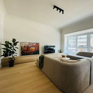 renovated-apartment-with-park-view.ostend-hotel.net/